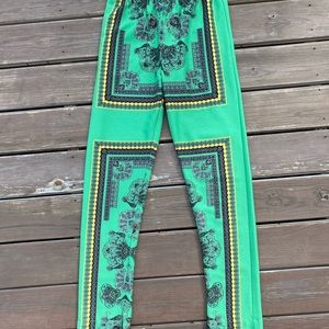 BCBG MAXAZRIA green black paisley Michael pants